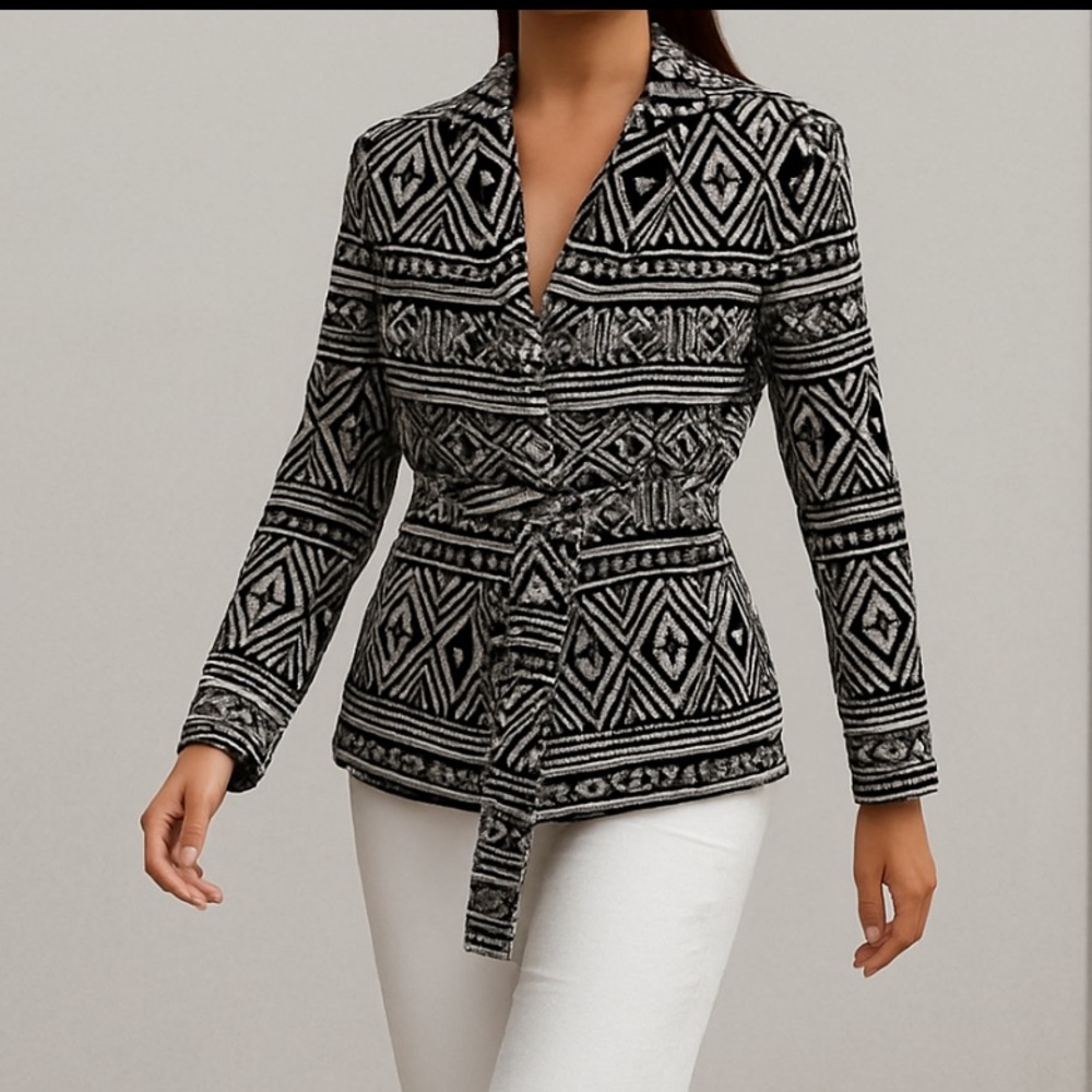 # 8 - Aztec Print - Woven Cotton jacket Roomy Size 6